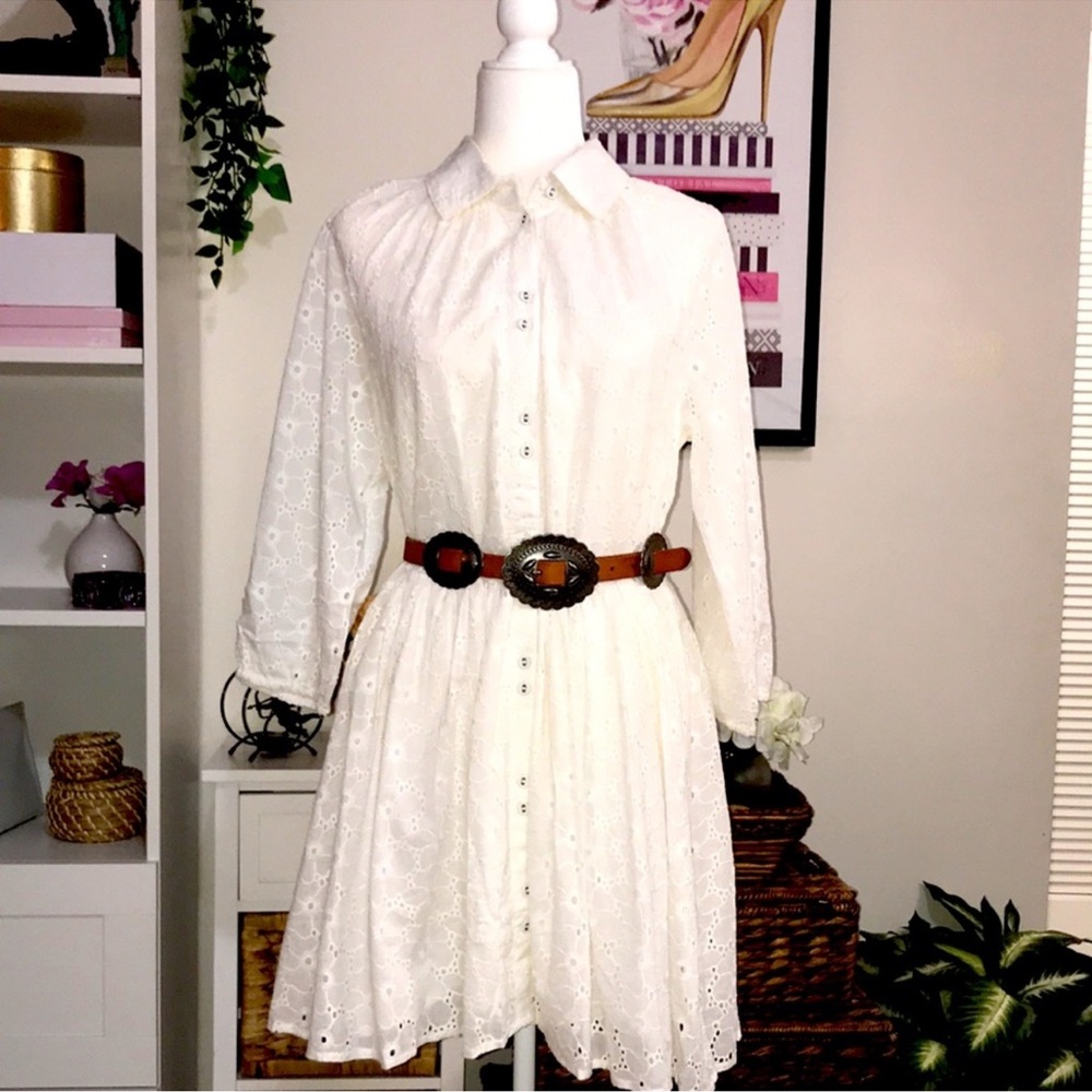 NWT Cupio White Long Sleeve 100% Cotton Eyelet Dress - Medium